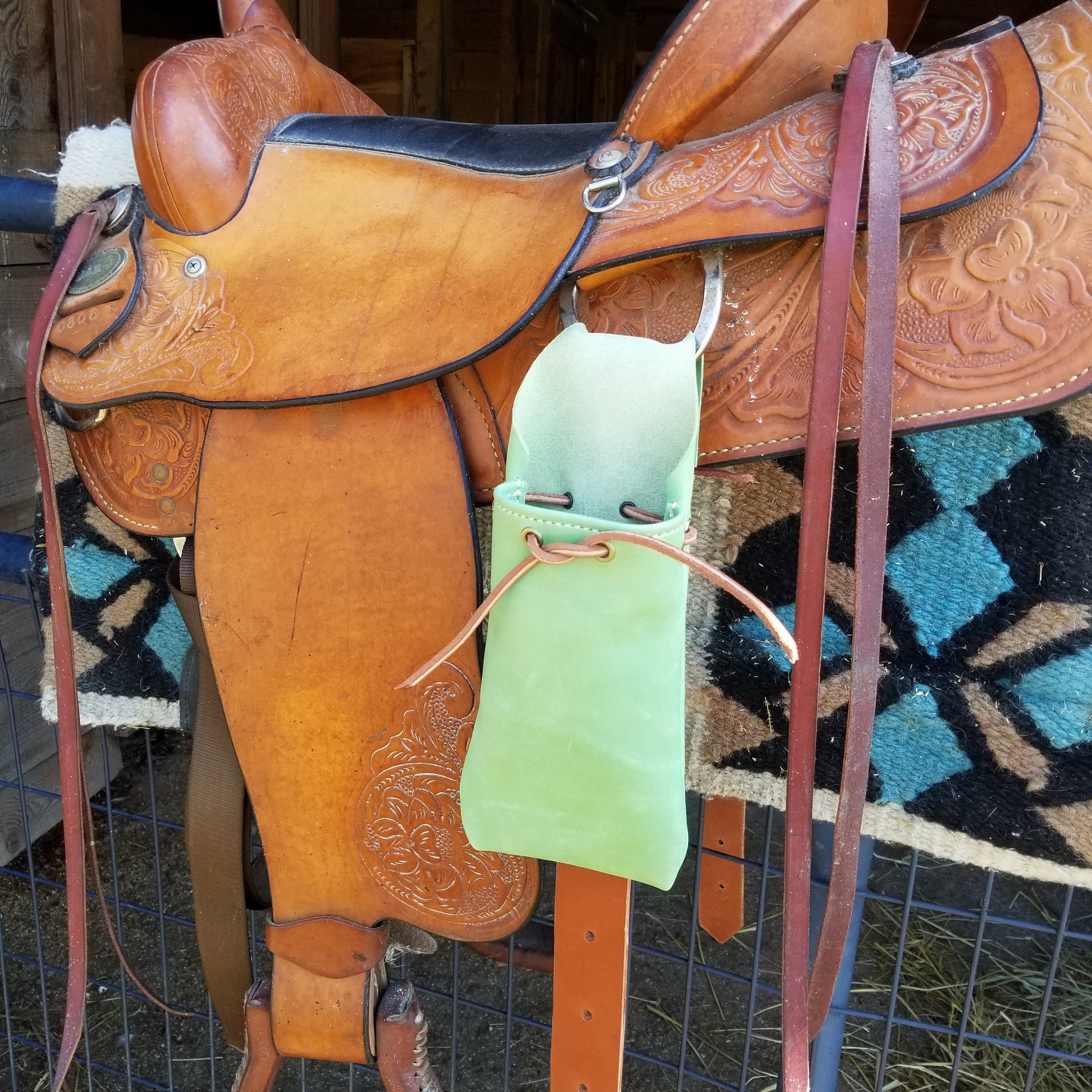 Rear Cinch Saddle Drink Holder