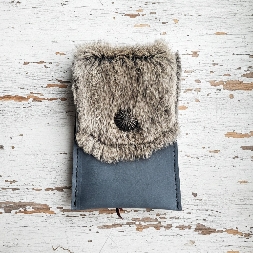 Rear Cinch Phone Holder